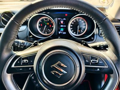 2017 Suzuki Swift - Thumbnail