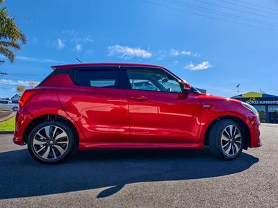 2017 Suzuki Swift - Thumbnail
