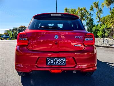 2017 Suzuki Swift - Thumbnail