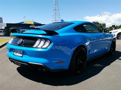 2022 Ford Mustang - Thumbnail