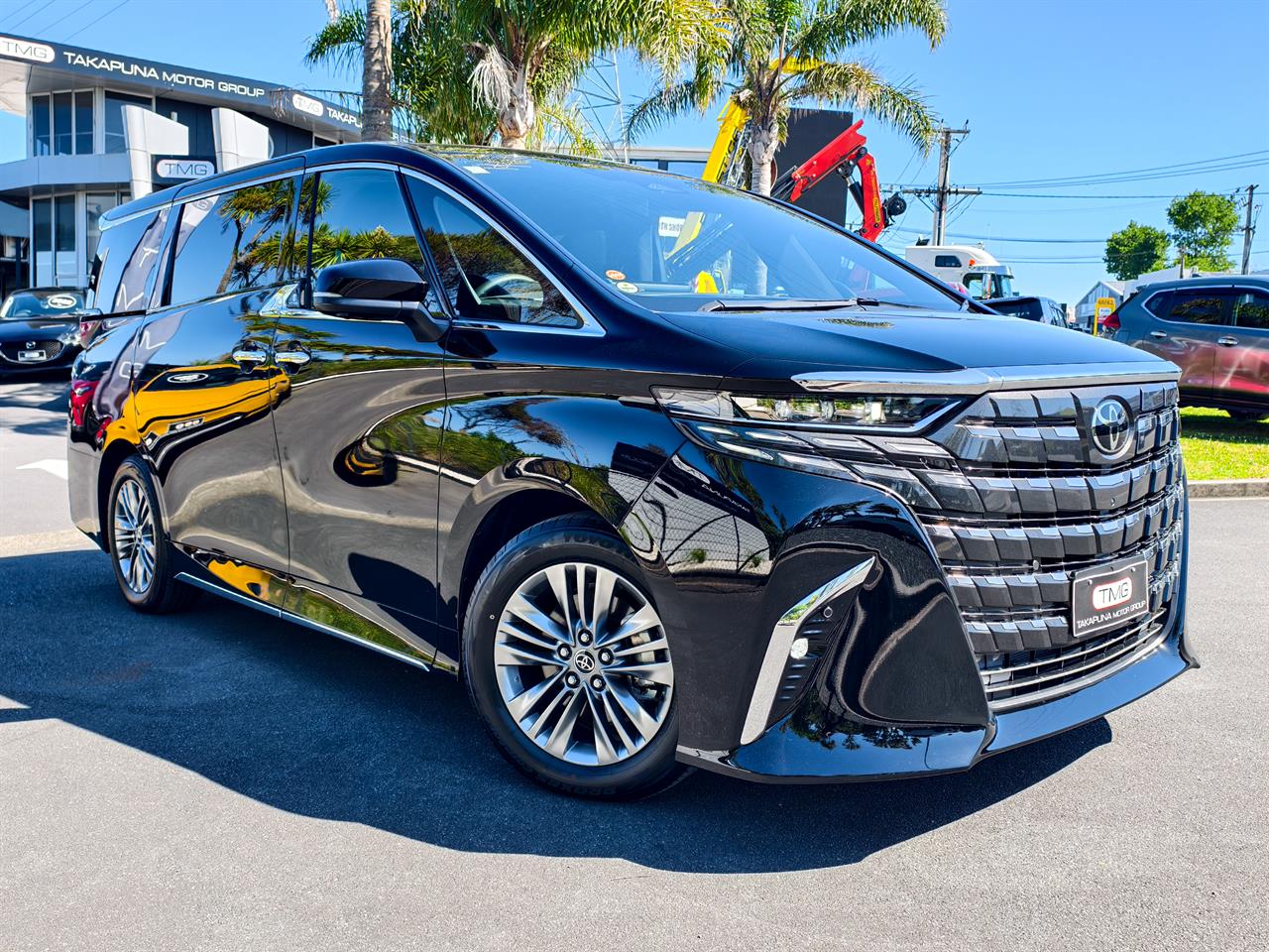 2025 Toyota Alphard