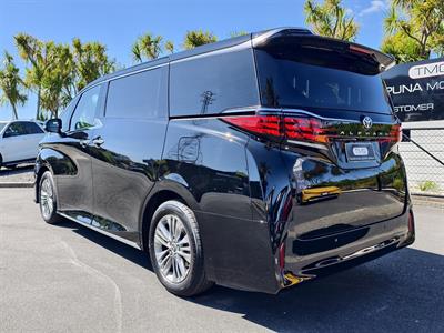 2025 Toyota Alphard - Thumbnail