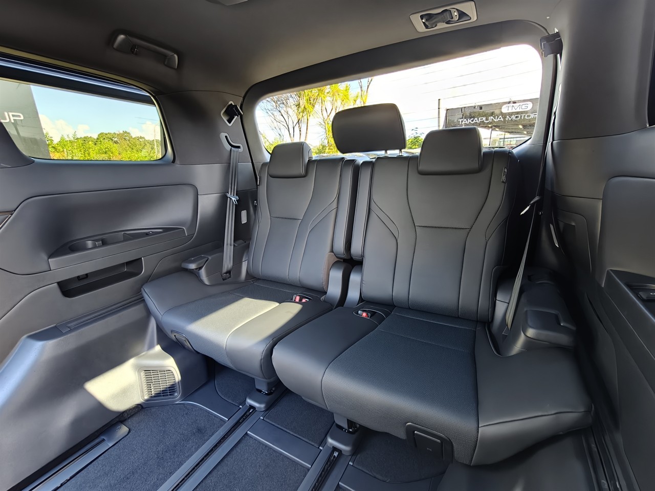 2026 Toyota Alphard