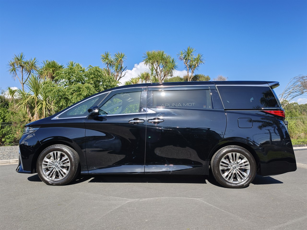 2026 Toyota Alphard