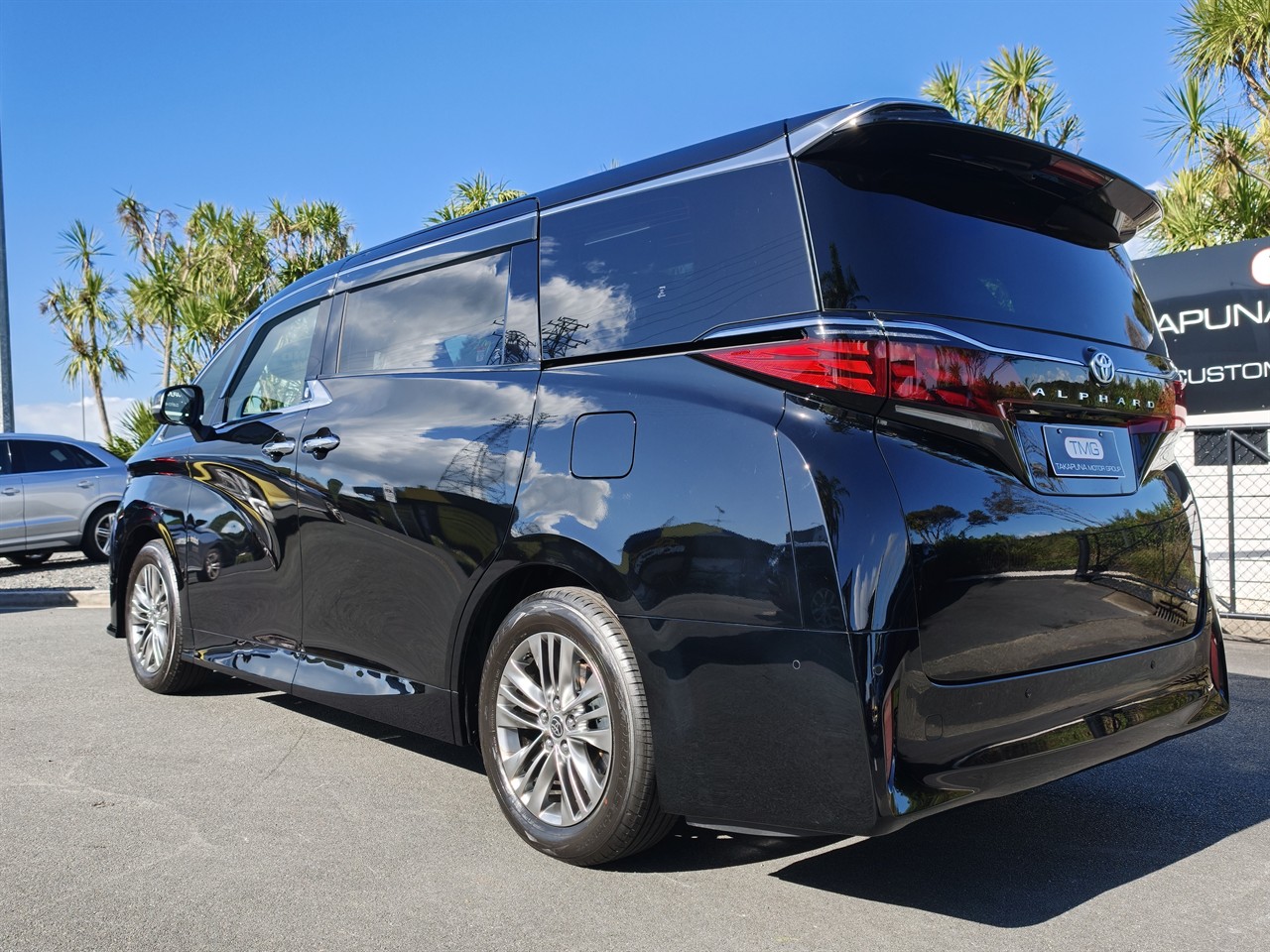 2026 Toyota Alphard