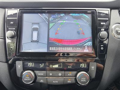 2021 Nissan X-trail - Thumbnail