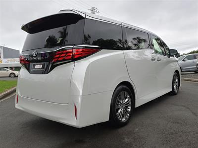 2025 Toyota Alphard - Thumbnail