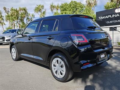 2024 Suzuki Swift - Thumbnail