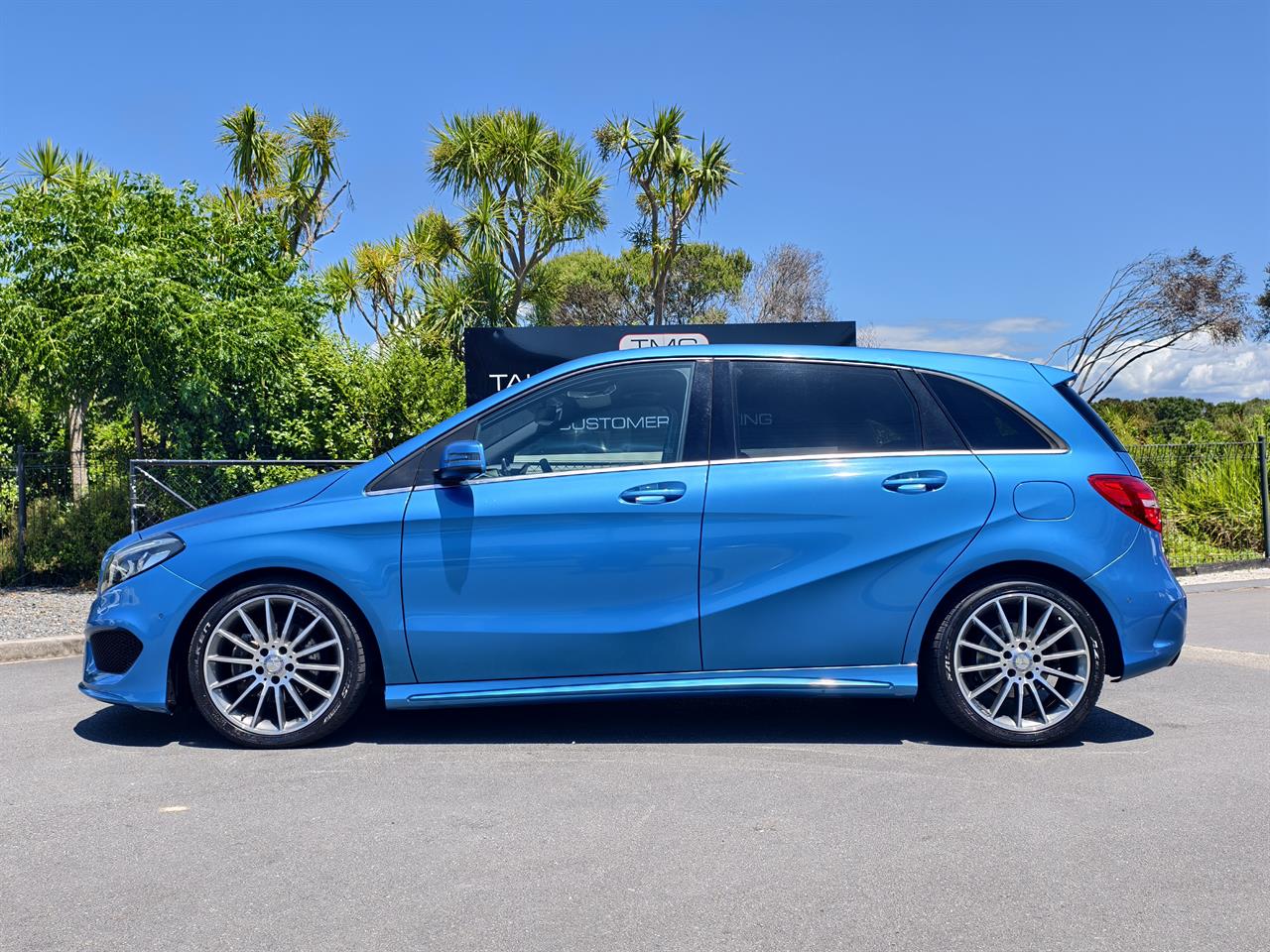 2015 Mercedes-Benz B 180