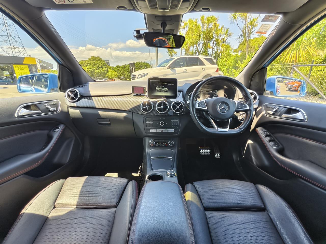 2015 Mercedes-Benz B 180