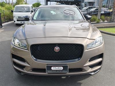 2017 Jaguar F-PACE - Thumbnail