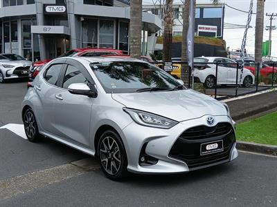 2020 Toyota Yaris - Thumbnail
