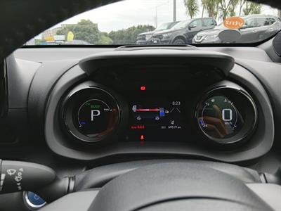 2020 Toyota Yaris - Thumbnail