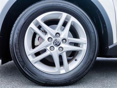 2020 Toyota C-HR - Thumbnail