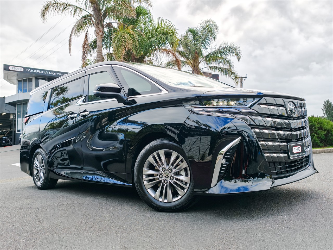 2026 Toyota Alphard