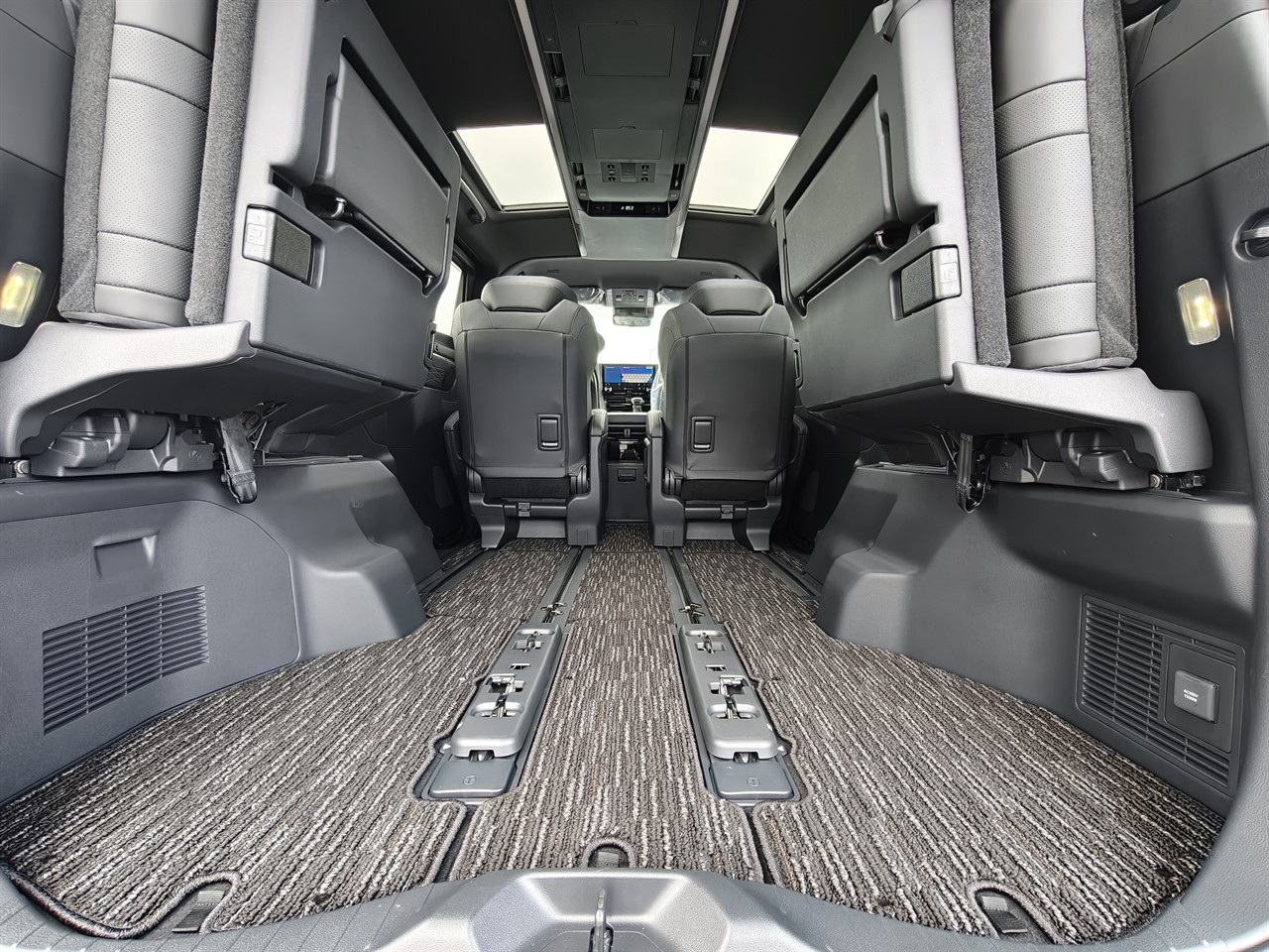 2026 Toyota Alphard