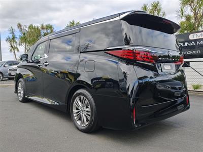 2026 Toyota Alphard - Thumbnail