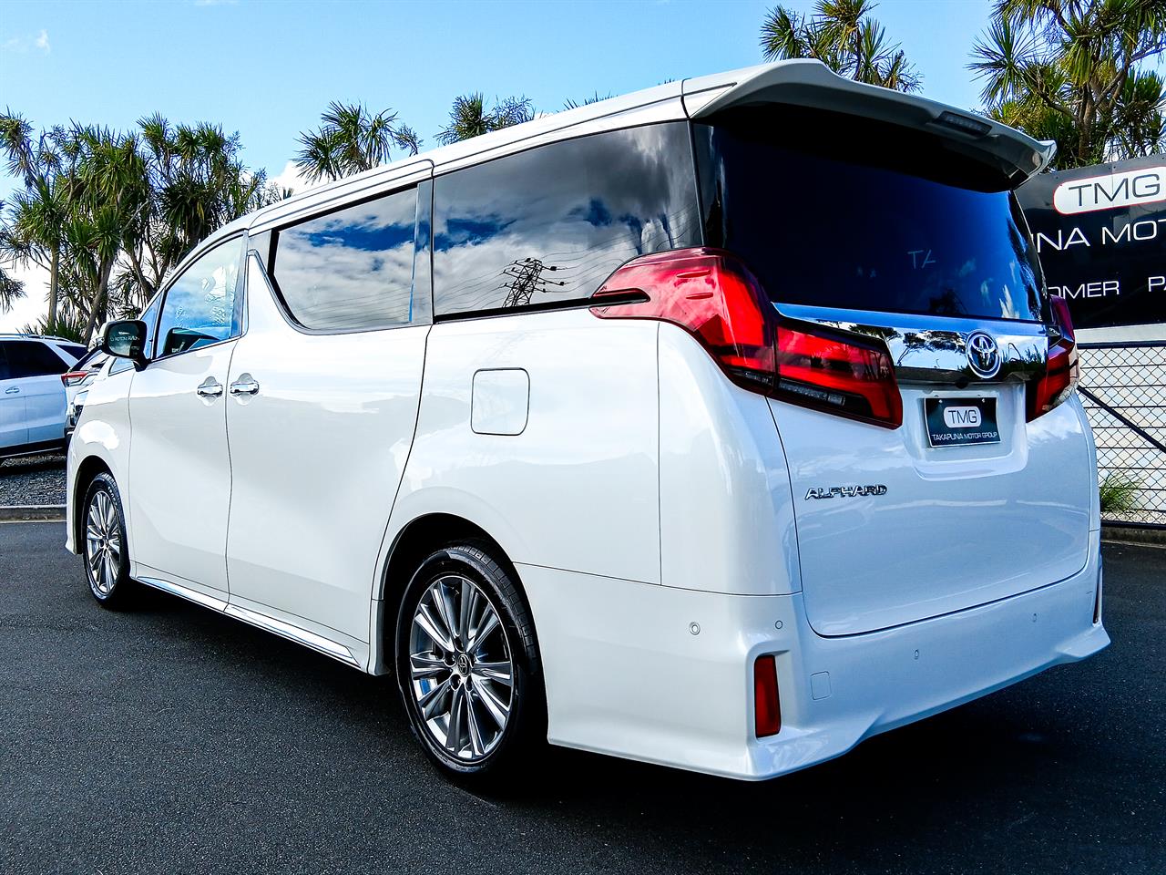 2021 Toyota Alphard