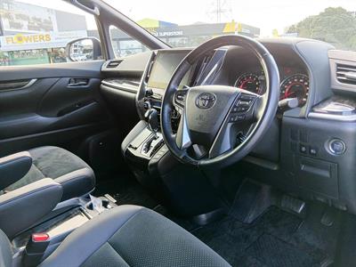 2021 Toyota Alphard - Thumbnail