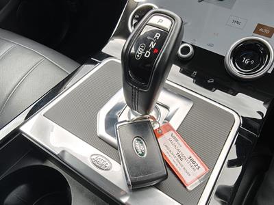 2021 Land Rover Range Rover Evoque - Thumbnail