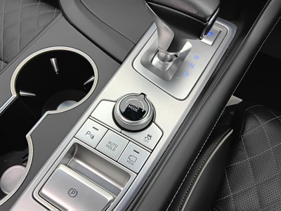 2020 Genesis G70 - Thumbnail