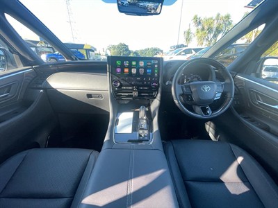 2024 Toyota Alphard - Thumbnail