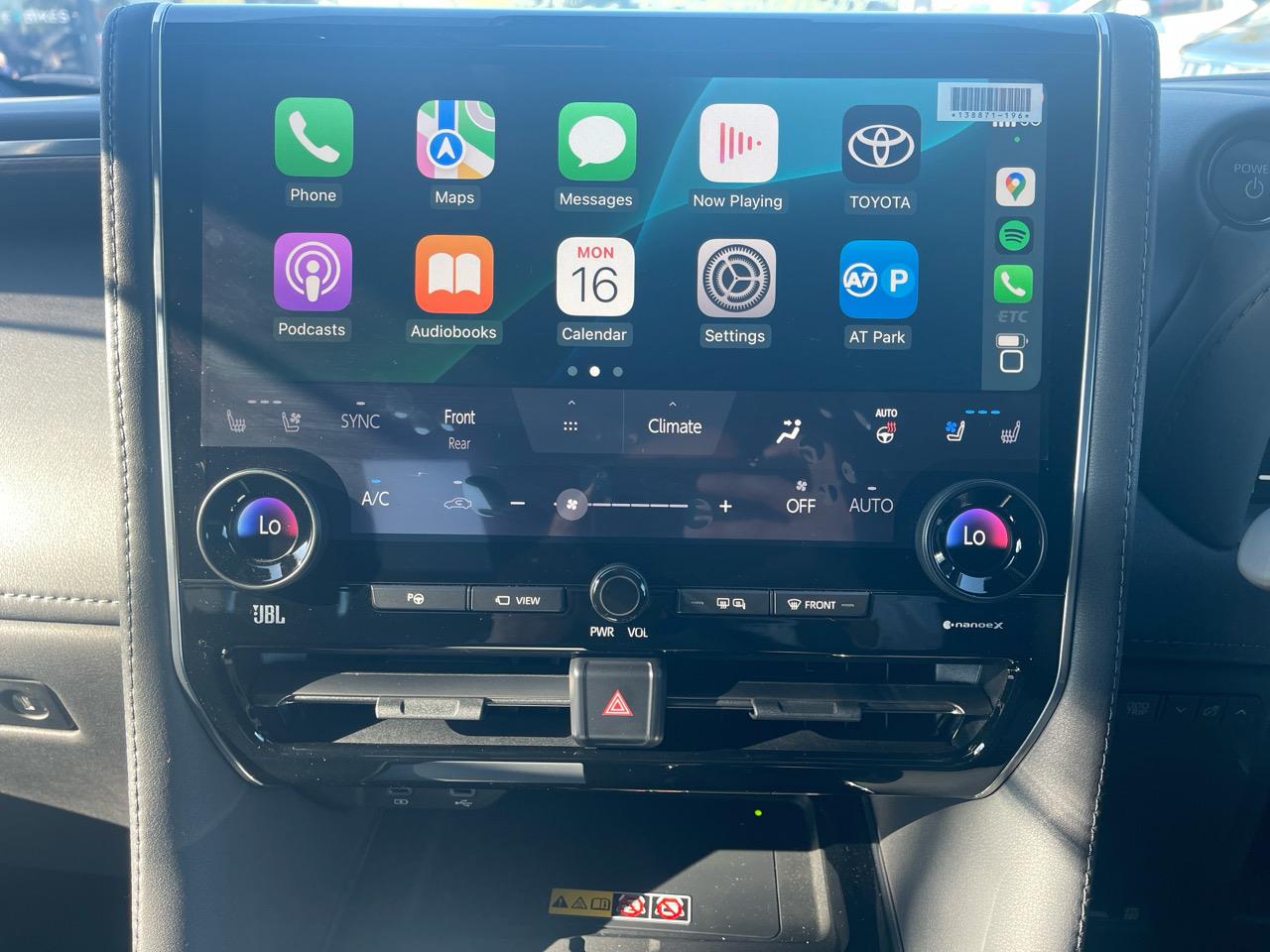 2024 Toyota Alphard
