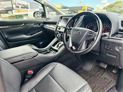 2023 Toyota Alphard - Thumbnail