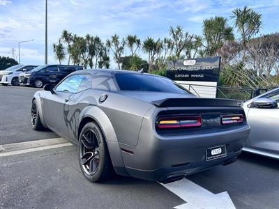 2020 Dodge Challenger - Thumbnail
