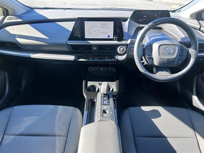 2024 Toyota Prius - Thumbnail